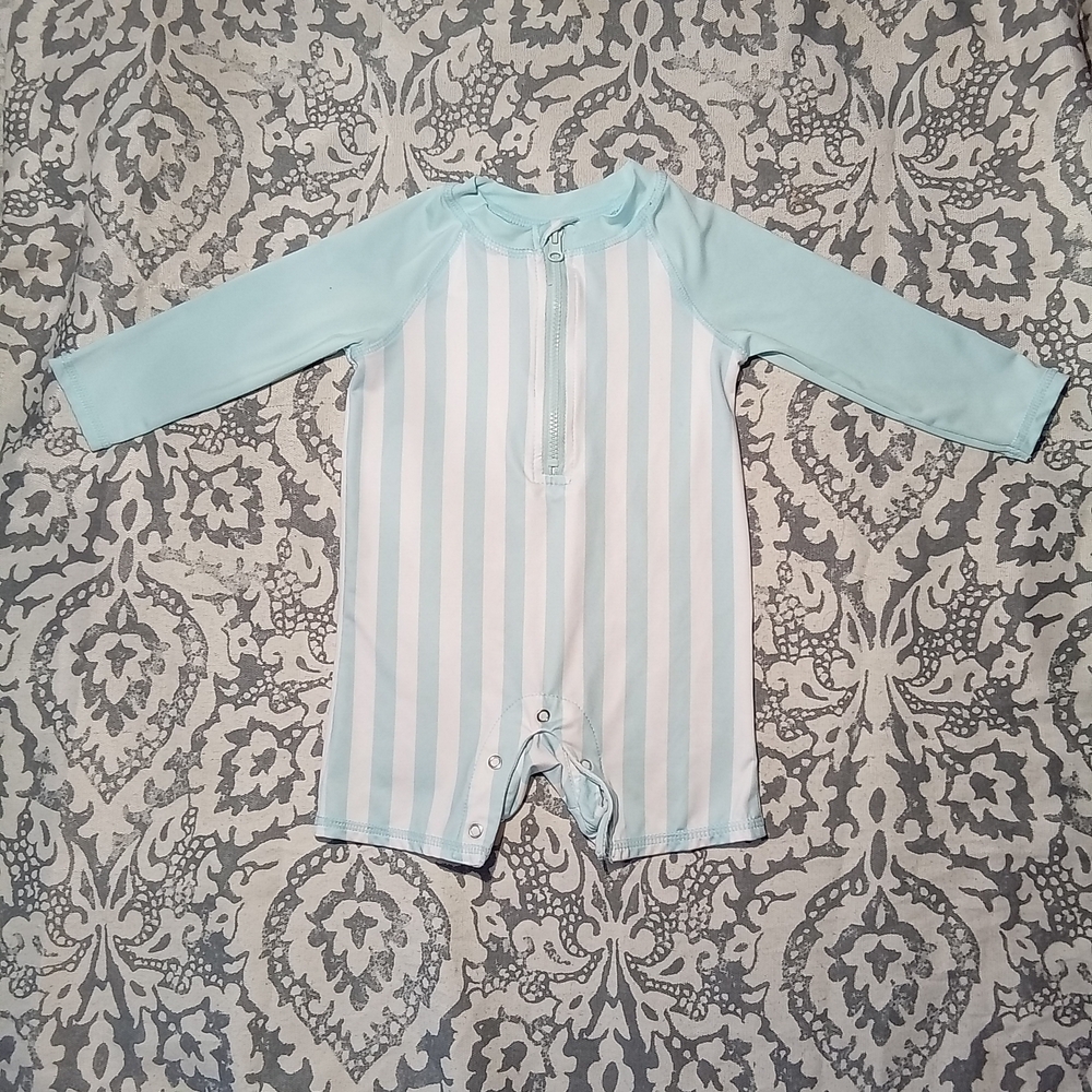 wonder nation Light Blue and White Striped Baby Romper ❤️